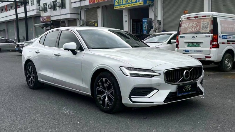 广州22年沃尔沃S60L2
