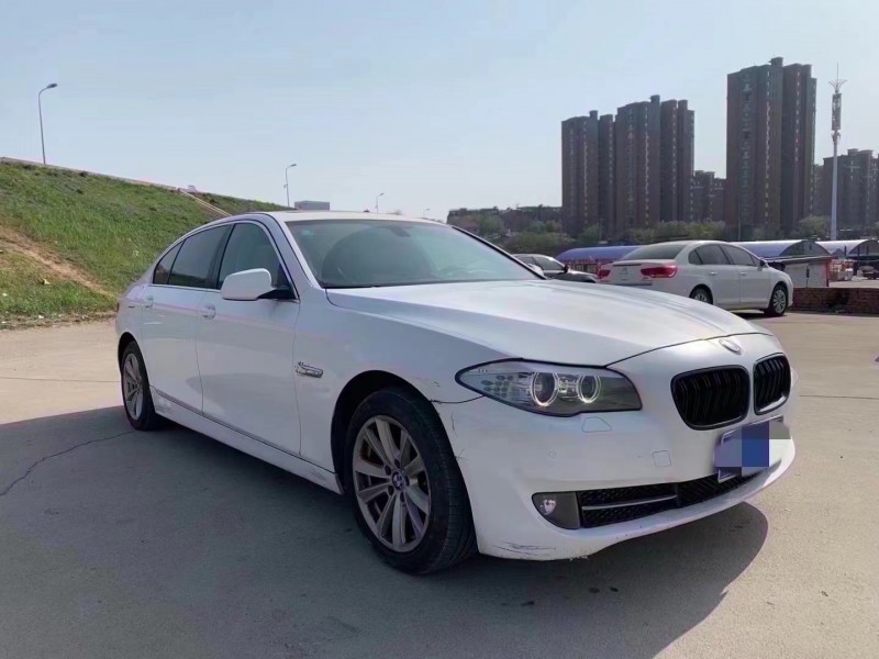 济宁13年宝马5系3