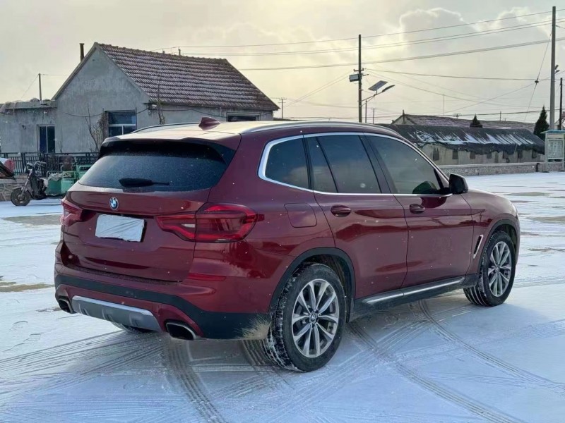 济宁18年宝马X35