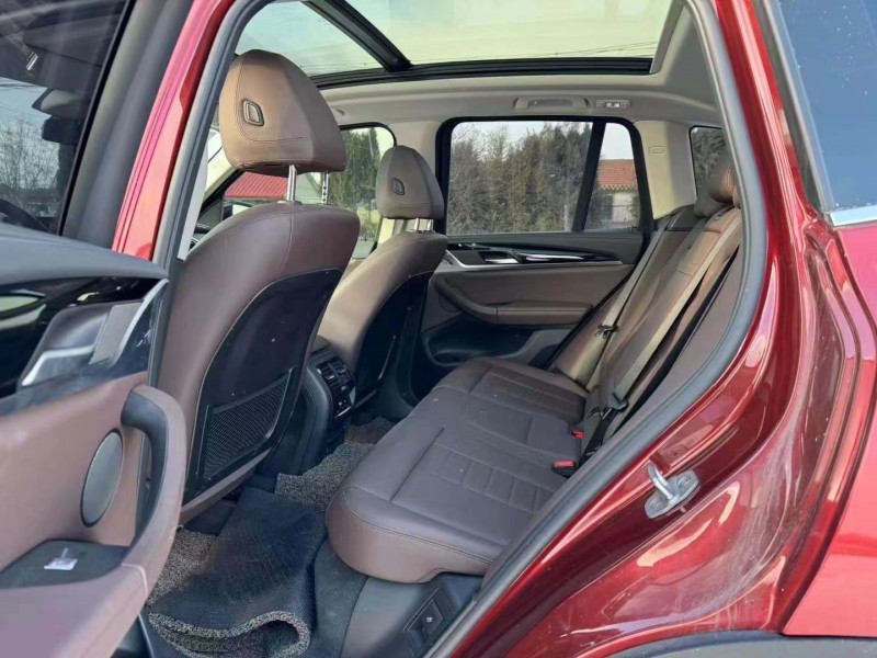 济宁18年宝马X37