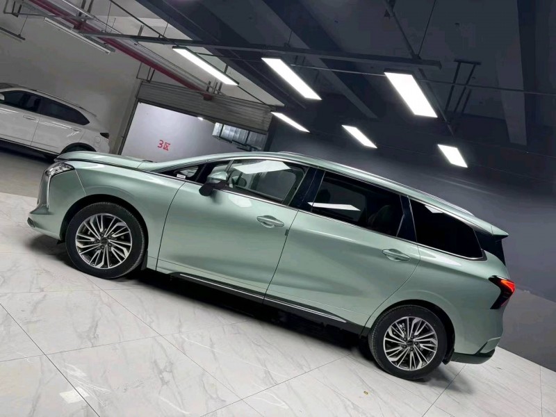 成都23年东风风行游艇3