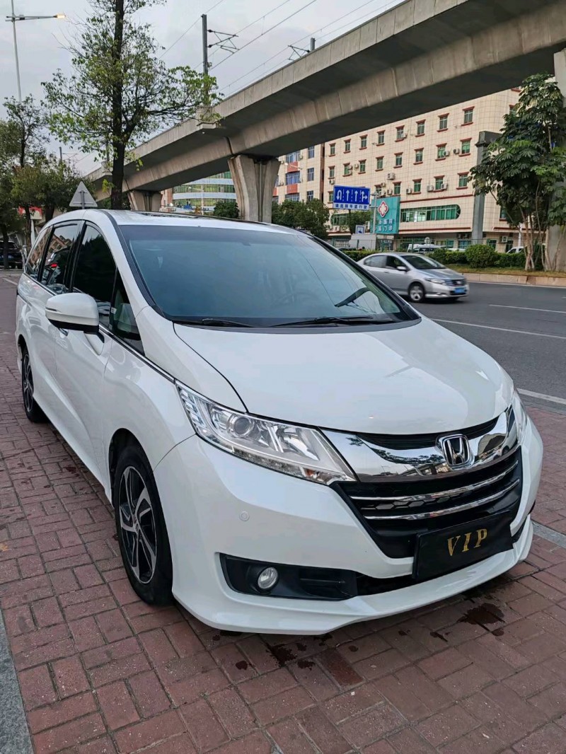 广州16年本田奥德赛2