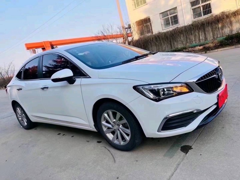 枣庄17年别克威朗2