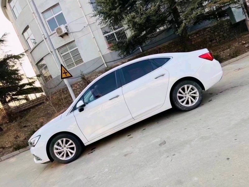 枣庄17年别克威朗3