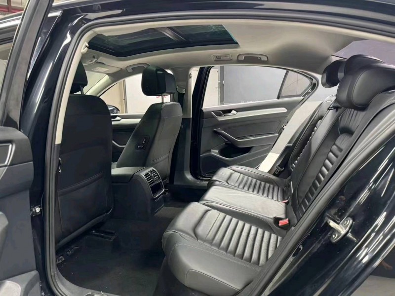 成都18年大众迈腾7