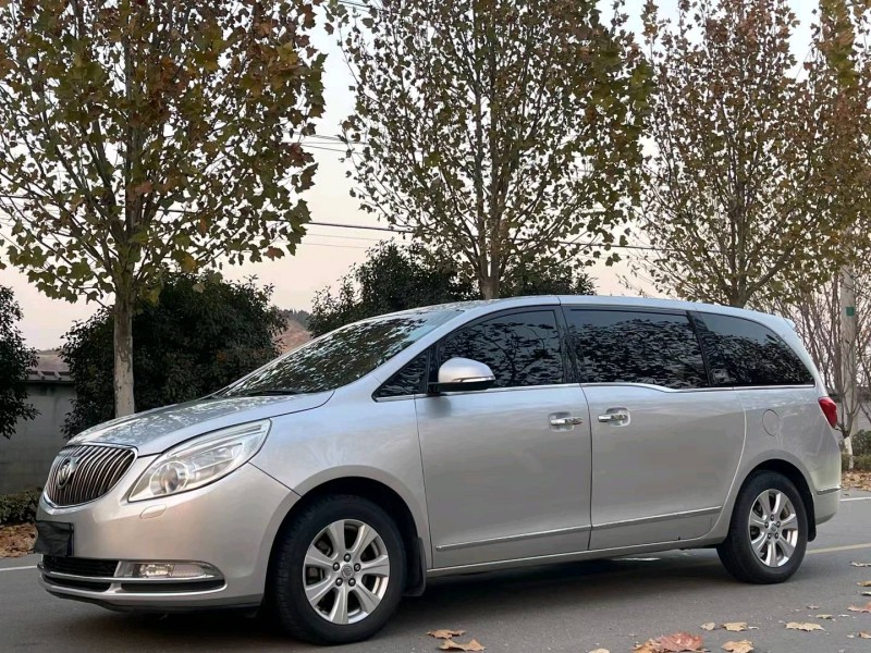 徐州16年别克GL82