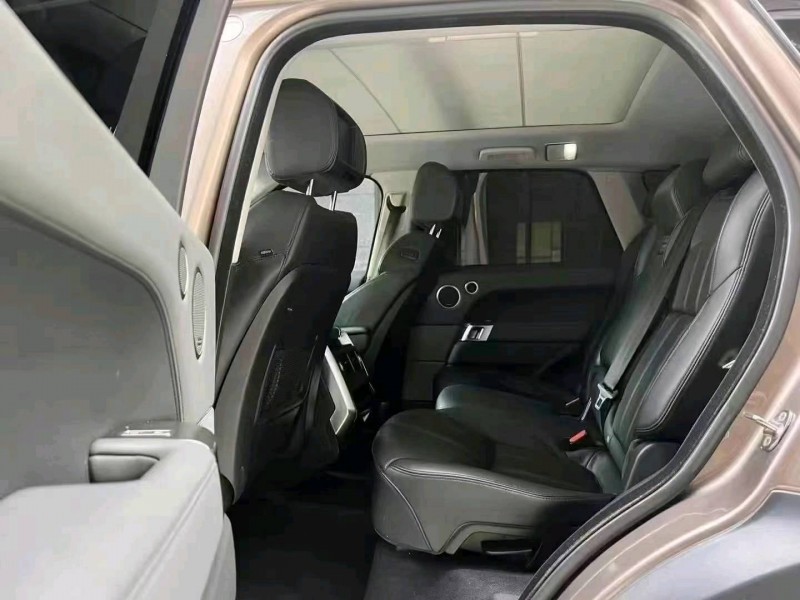 广州15年路虎揽胜运动8