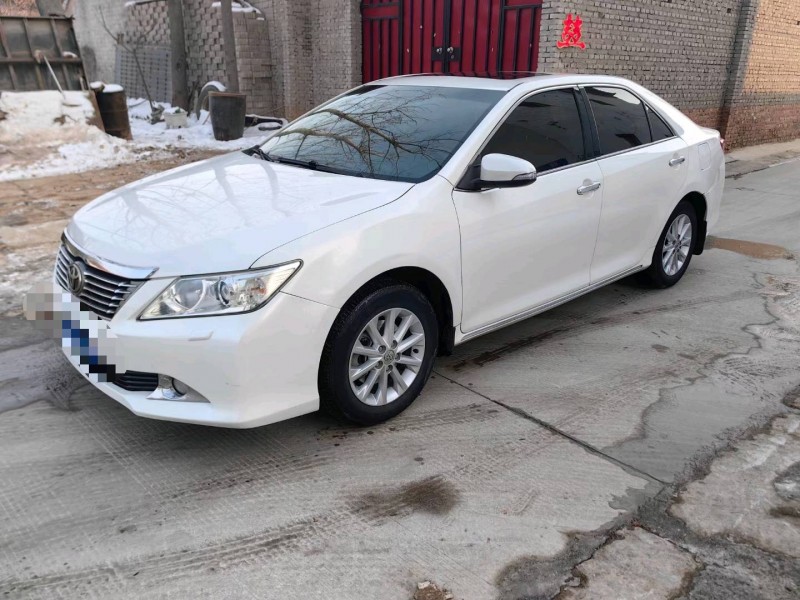 保定12年丰田凯美瑞2