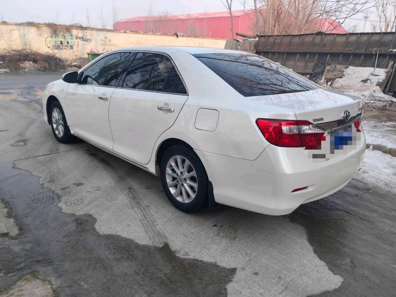 保定12年丰田凯美瑞5