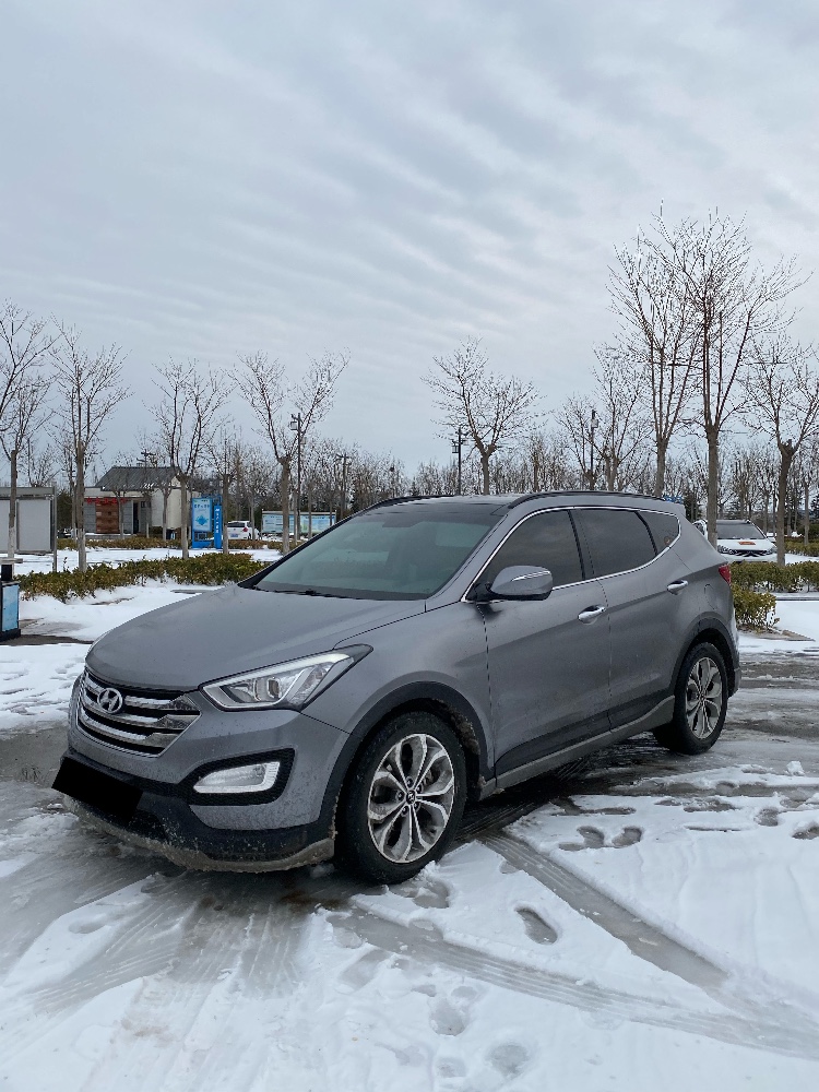 济宁15年现代新胜达3