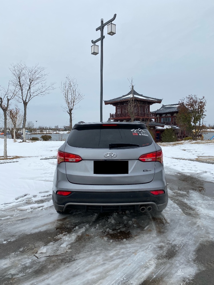 济宁15年现代新胜达7