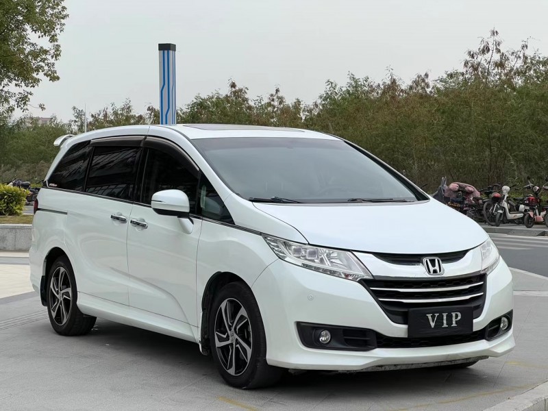 东莞17年本田奥德赛2