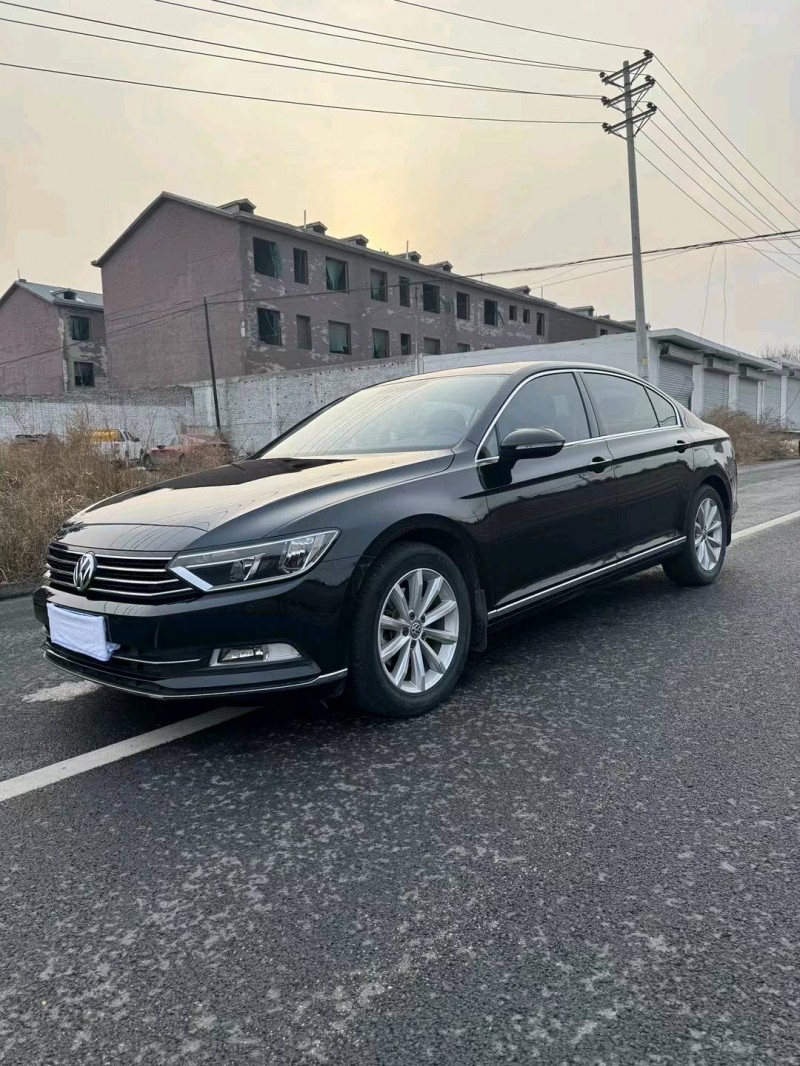 邯郸18年大众迈腾2