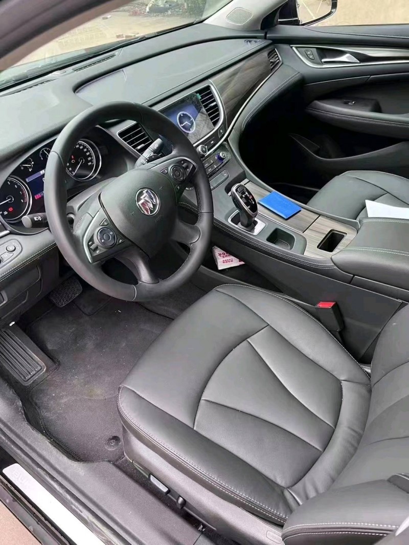 邯郸23年别克君越5