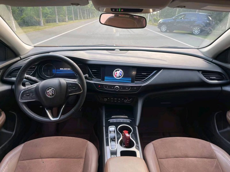 徐州22年别克君威3