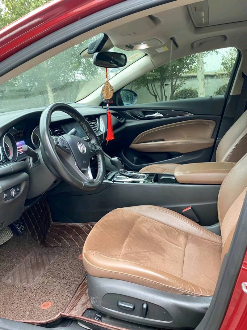 徐州17年别克君威4