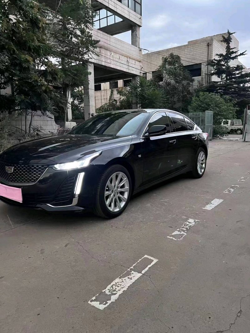 邯郸22年凯迪拉克CT52