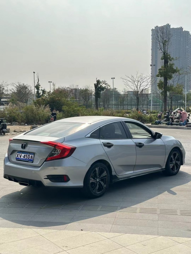 东莞20年本田思域7