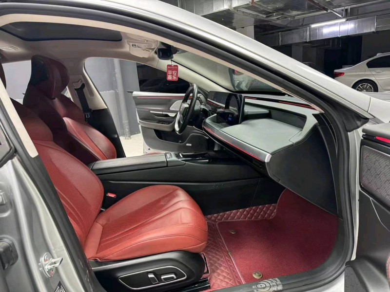 成都21年小鵬汽車p74
