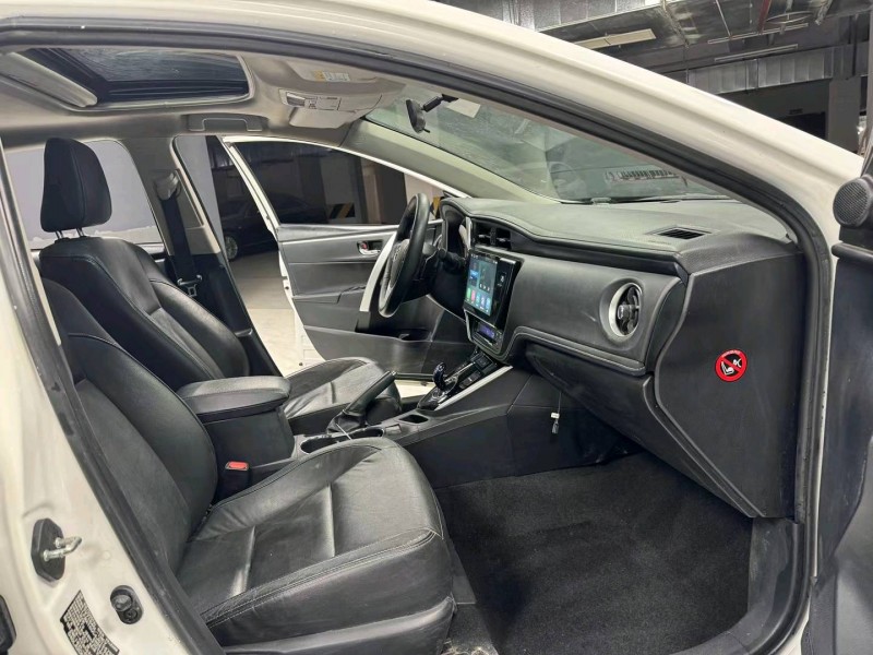 成都18年丰田卡罗拉3