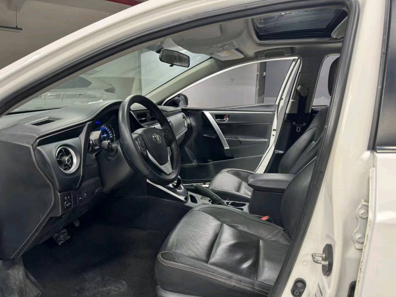 成都18年丰田卡罗拉8