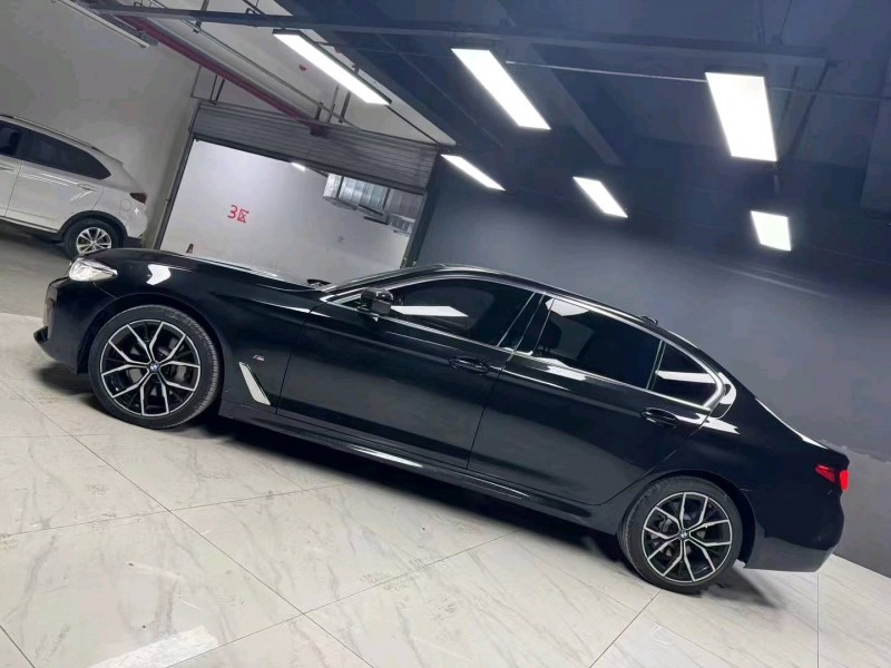 成都21年宝马5系3