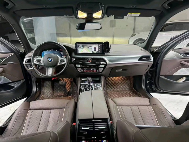 成都21年宝马5系6