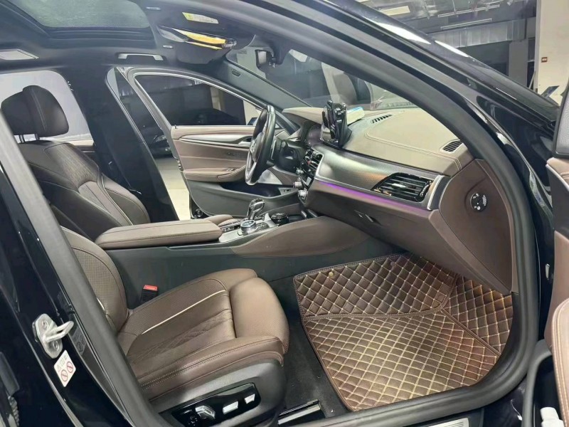 成都21年宝马5系7