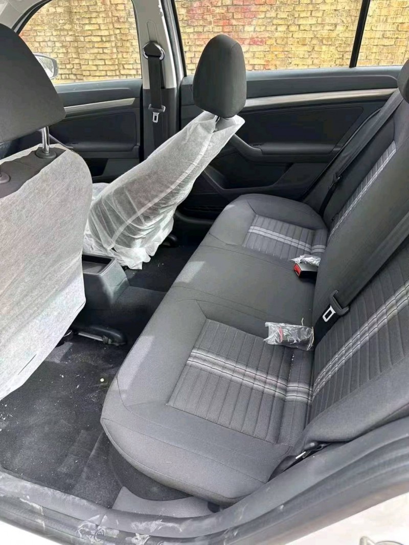 邯郸23年大众朗逸5