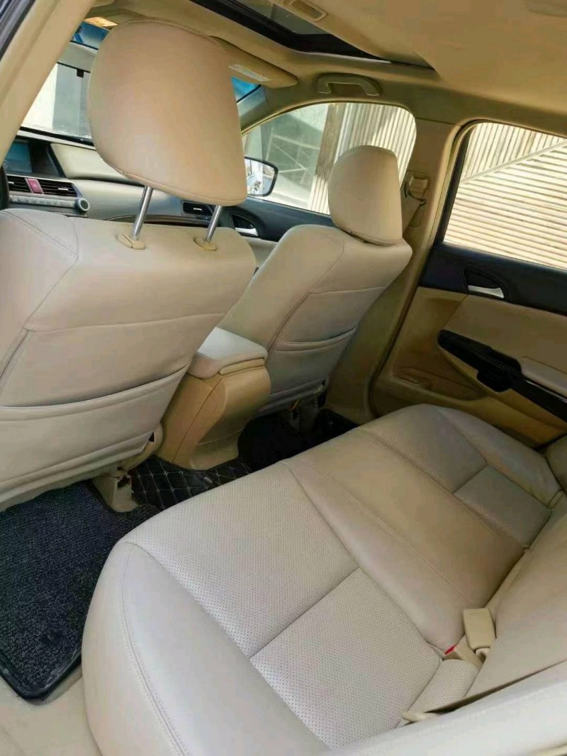 东营13年本田雅阁9