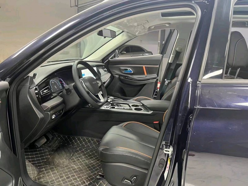 成都23年长安汽车欧尚3