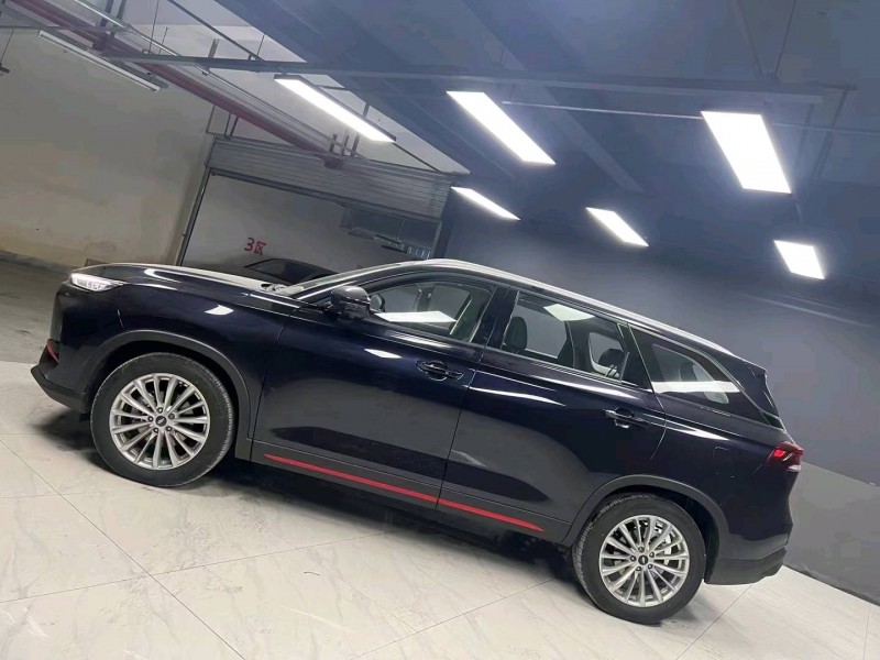 成都23年长安汽车欧尚6