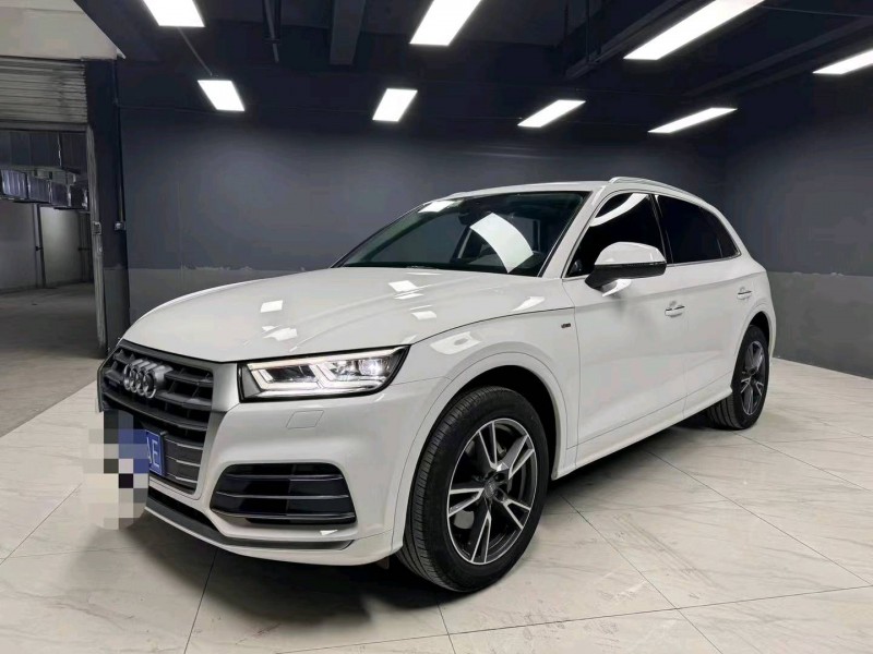 成都20年奥迪Q52