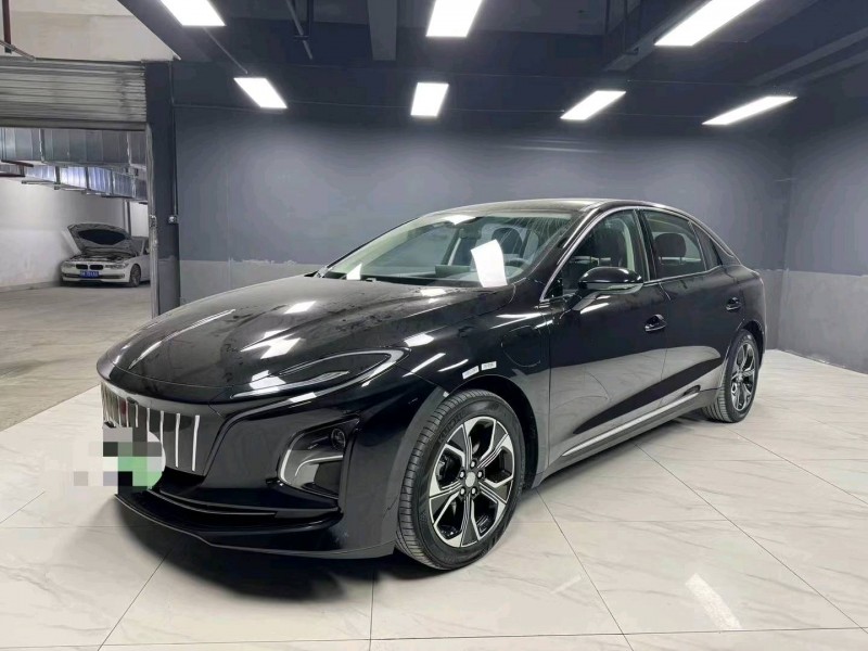 成都24年红旗E-QM55