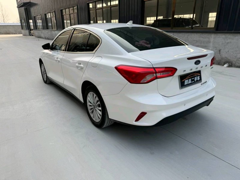 徐州19年福特福克斯7