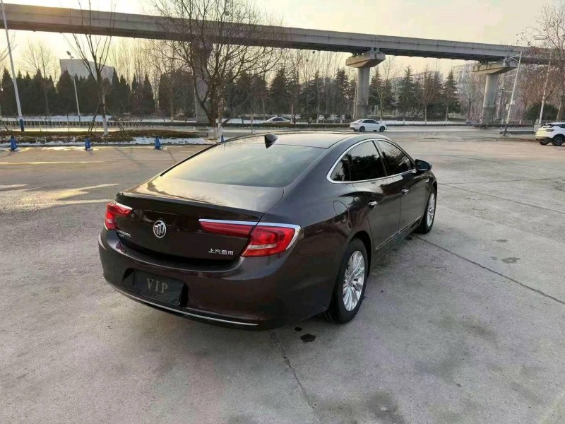 枣庄17年别克君越4