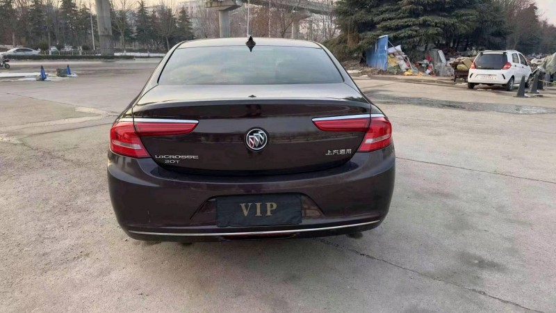 枣庄17年别克君越6