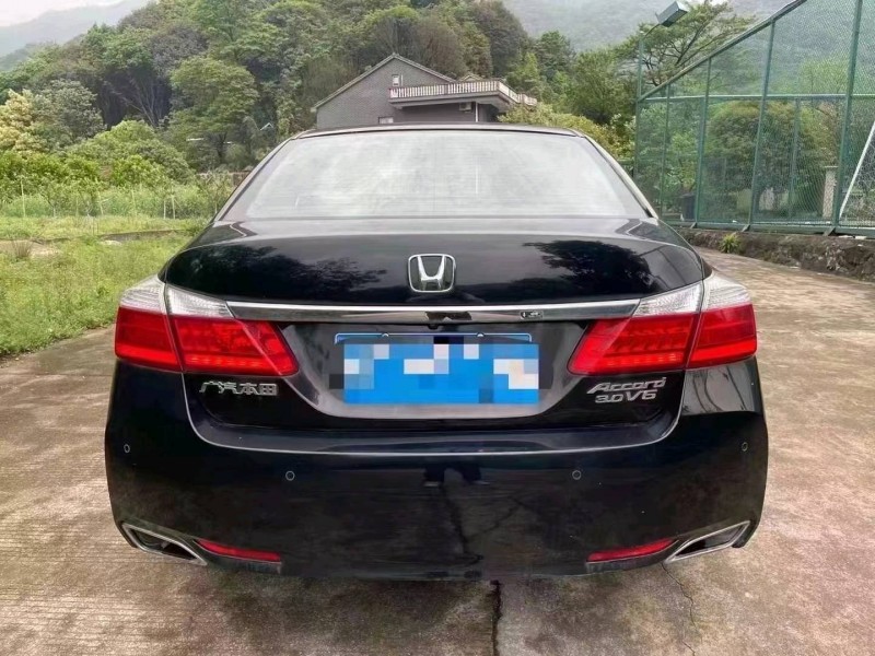 济南16年本田雅阁4