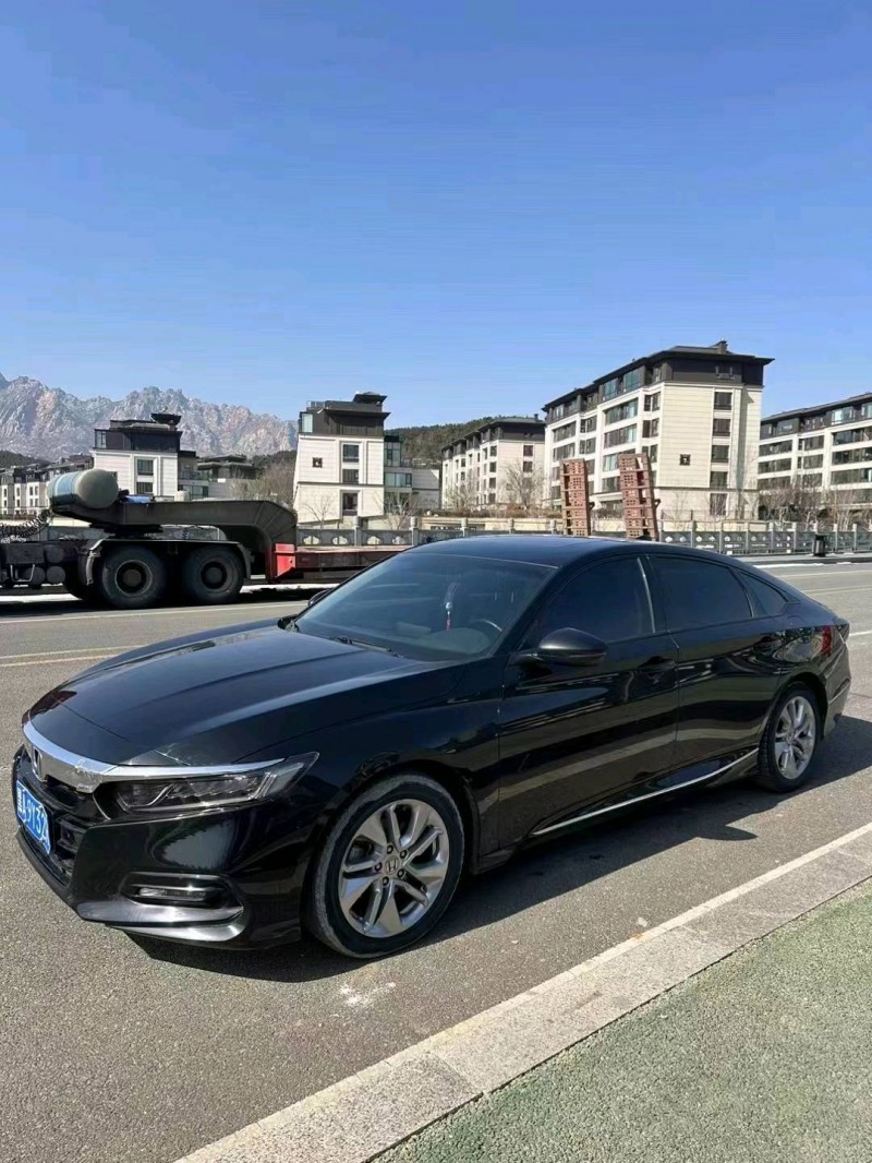 济南19年本田雅阁3