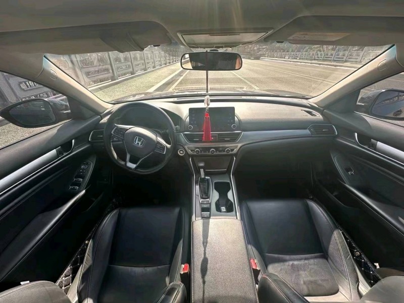 济南19年本田雅阁4