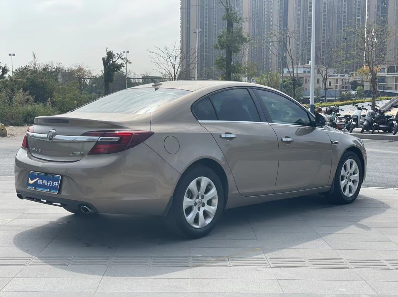 东莞17年别克君威7