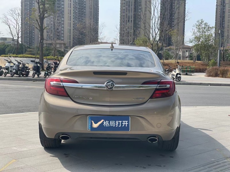 东莞17年别克君威9