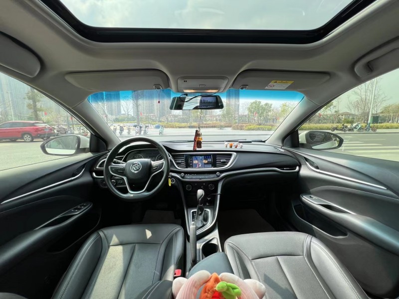 东莞20年别克英朗8