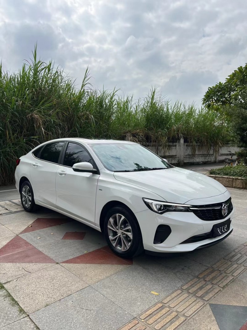 东莞23年别克威朗3