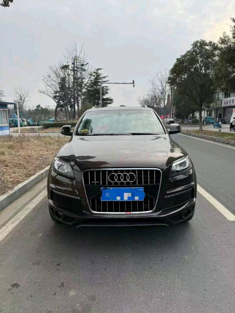 嘉興14年奧迪Q71