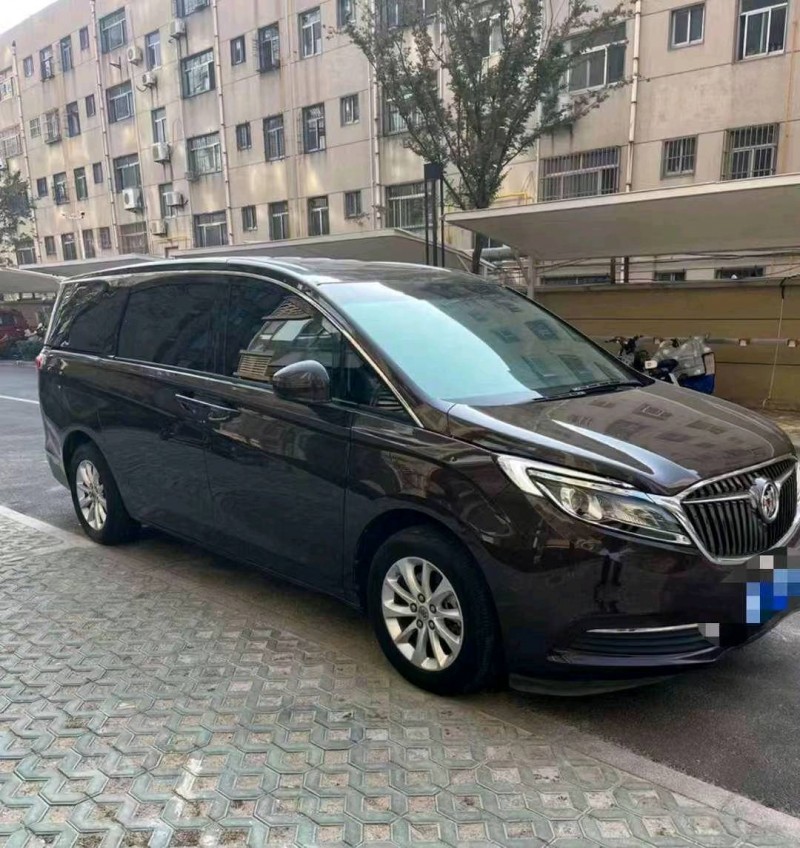 东营18年别克GL82