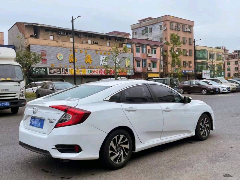 中山17年本田思域4