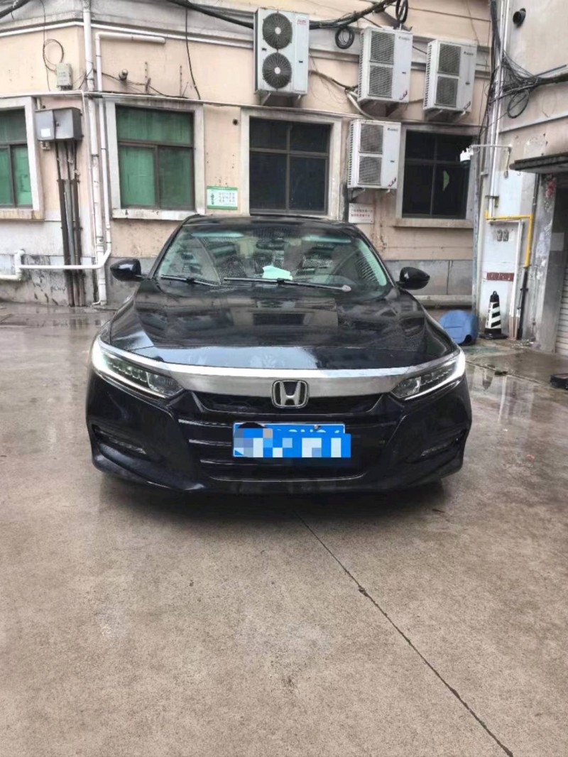 汕头18年本田雅阁3