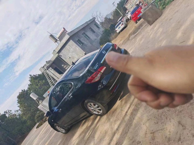 安順18年日產軒逸6