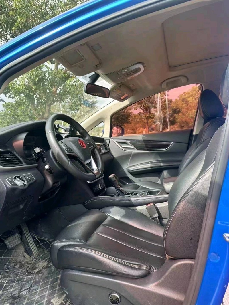 汕头18年比亚迪宋MAX7